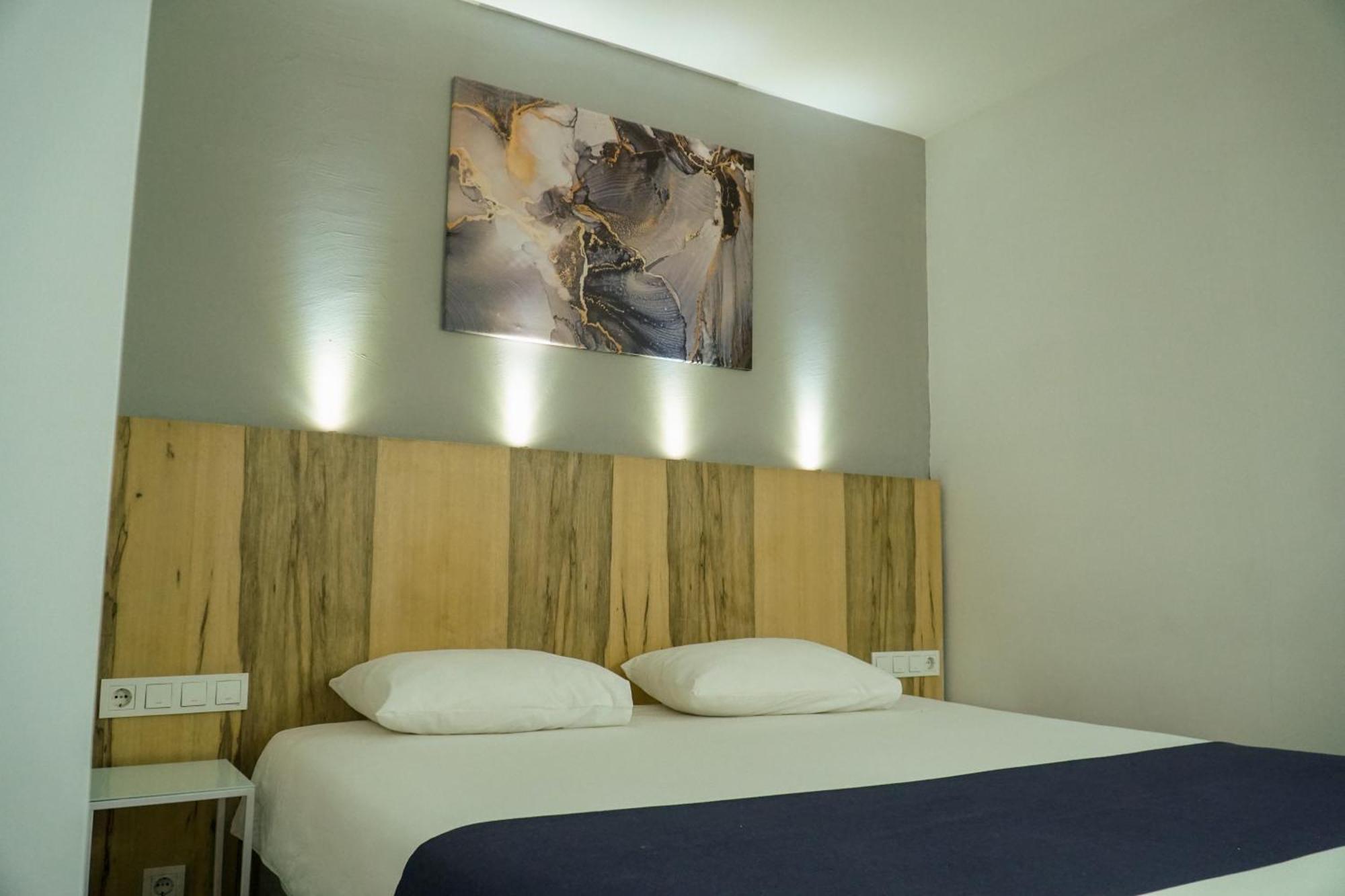 En Otel Karaca Эскишехир Экстерьер фото