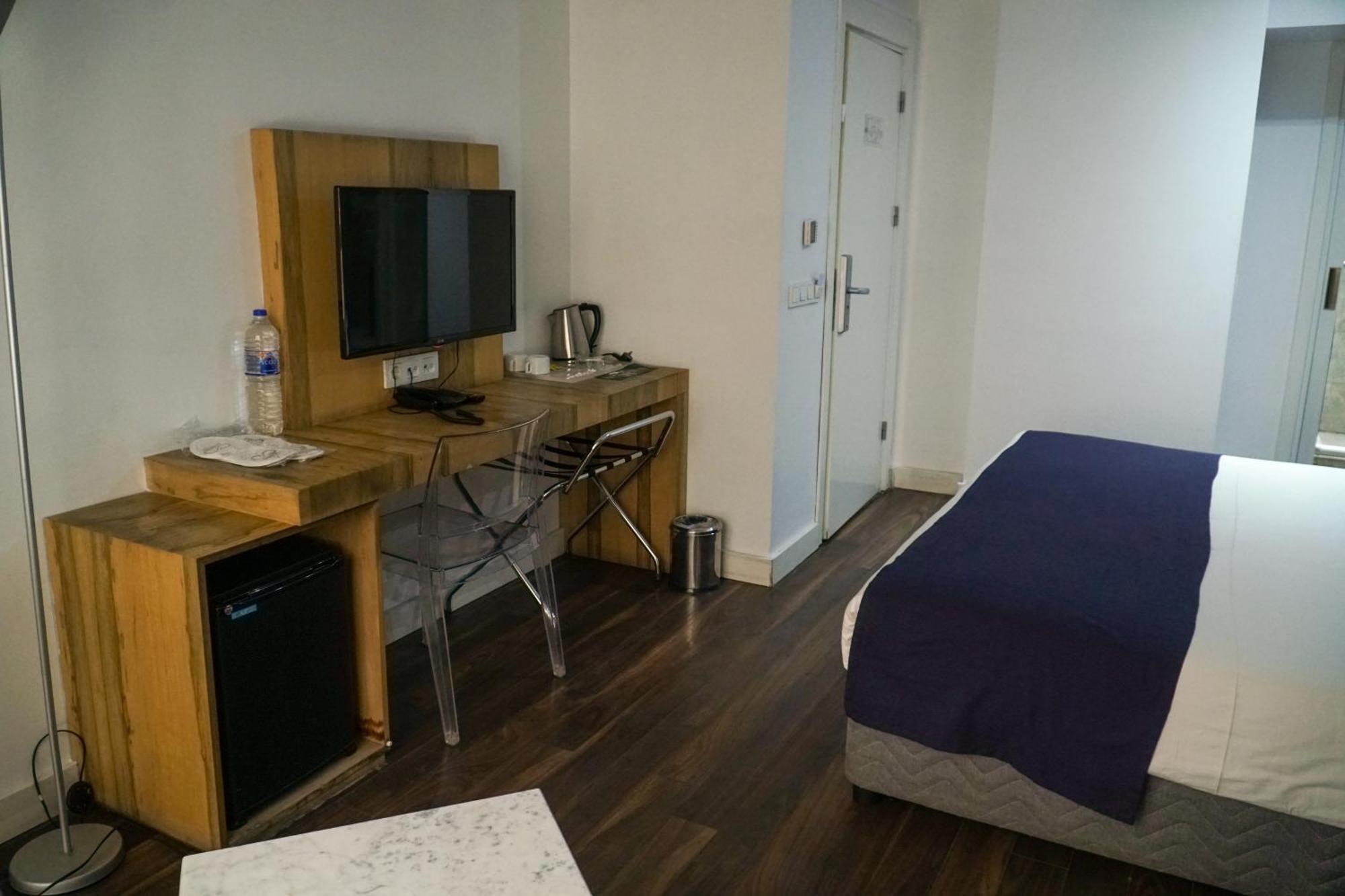 En Otel Karaca Эскишехир Экстерьер фото