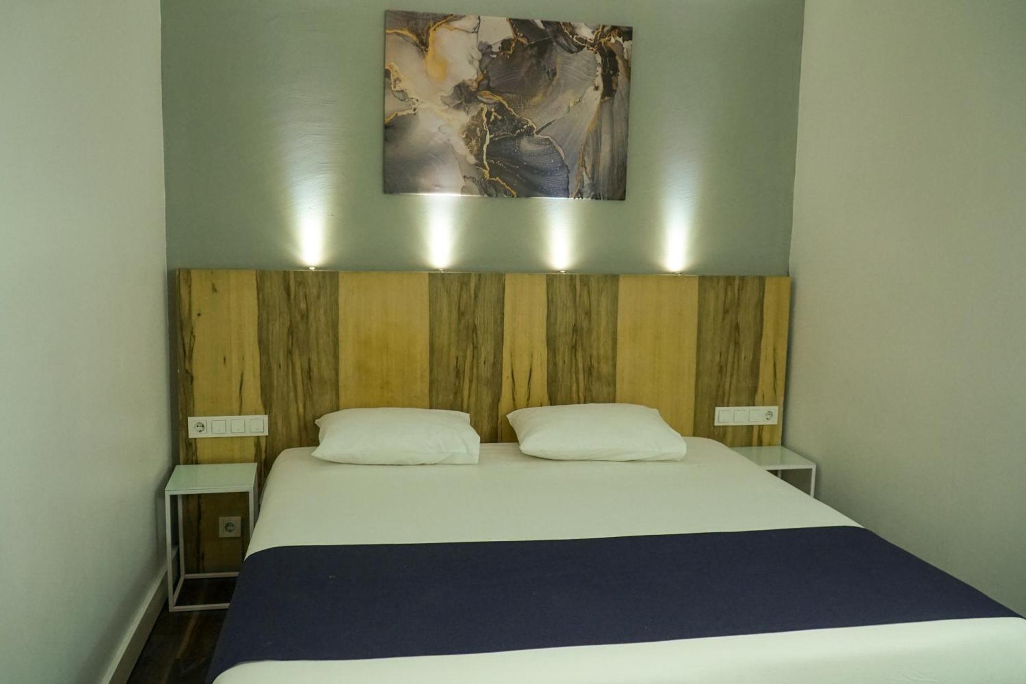 En Otel Karaca Эскишехир Экстерьер фото
