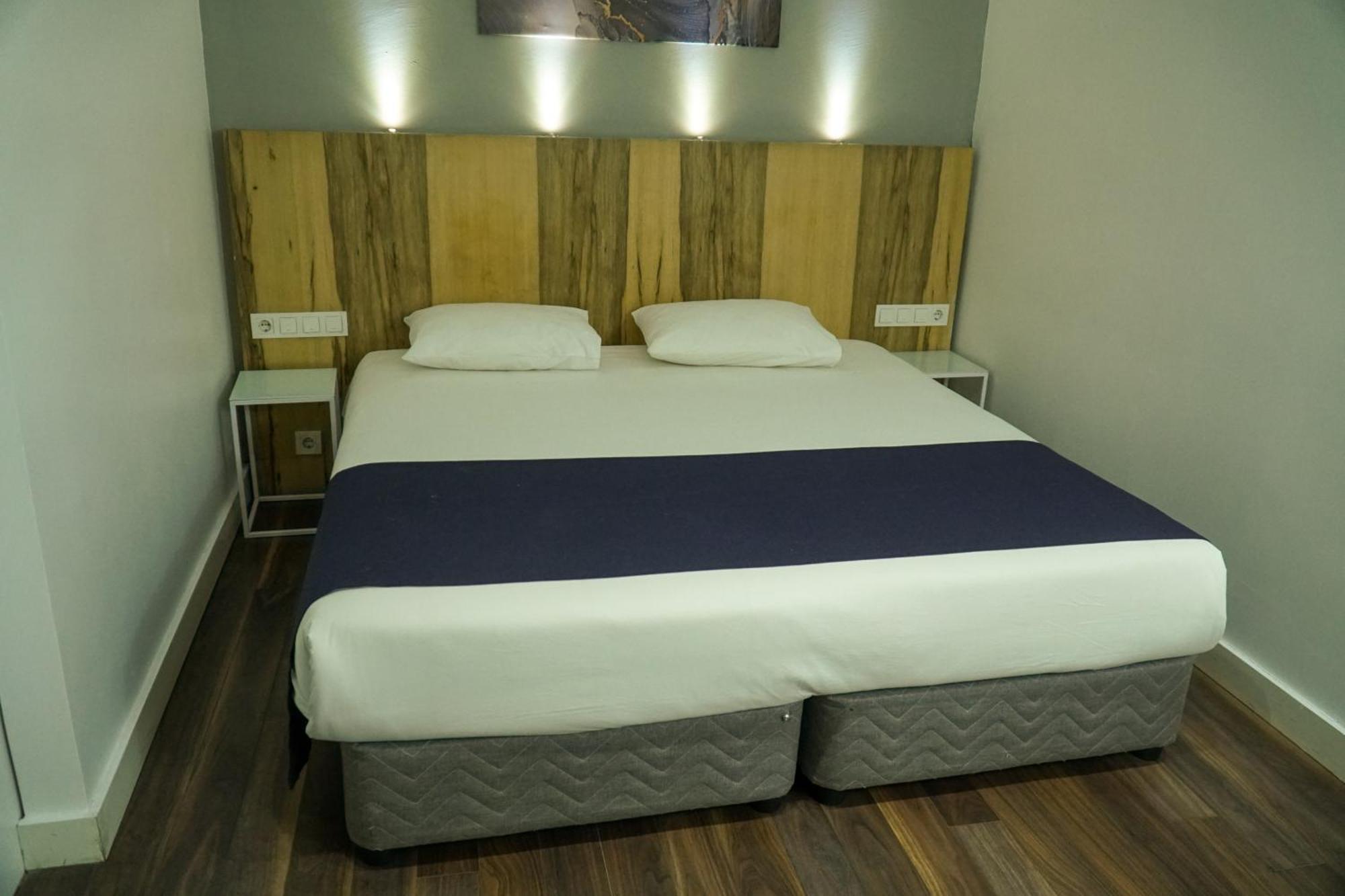 En Otel Karaca Эскишехир Экстерьер фото