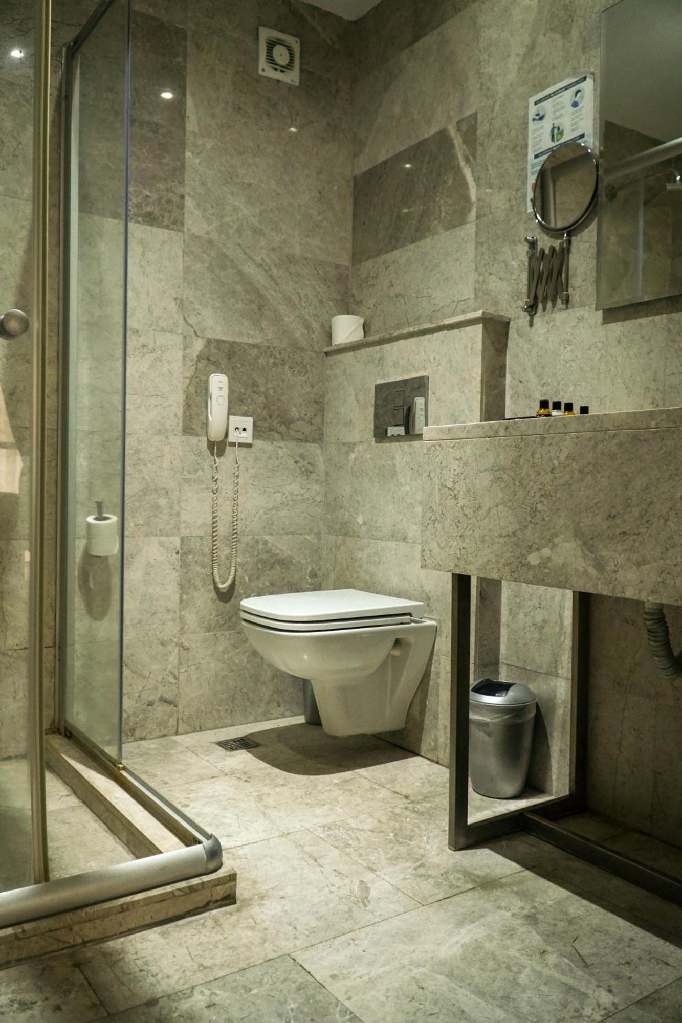 En Otel Karaca Эскишехир Экстерьер фото